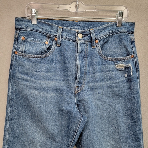 LEVI'S 501 WOMENS JEANS, DISTRESSED, SIZE 30W 28L - Picture 3 of 10